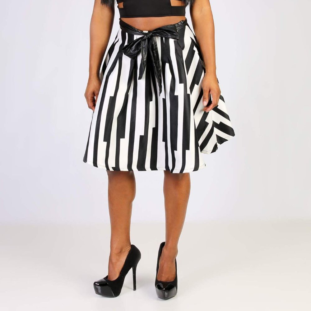 Utica Skirt - Picture 2 of 4